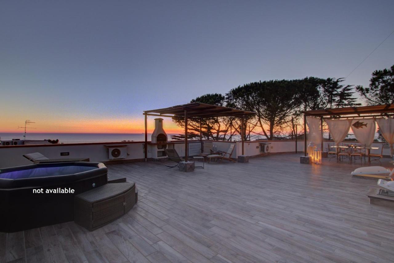 Lacco Terrace Solarium ラッコ・アメーノ エクステリア 写真